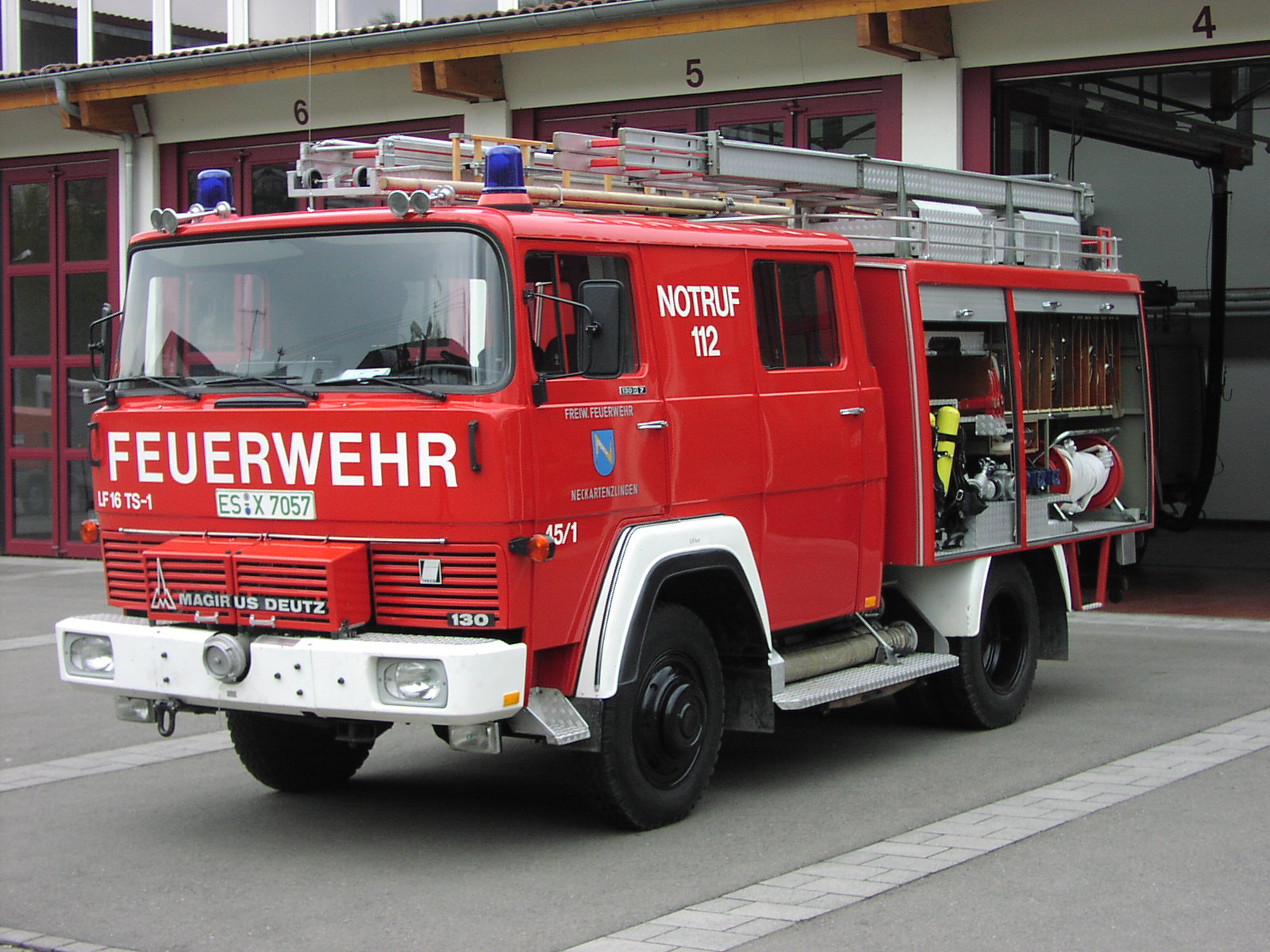 LF 16 TS (Löschfahrzeug) LF 16 TS